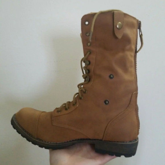 Sweater fold over combat boot - Picture 3 of 5